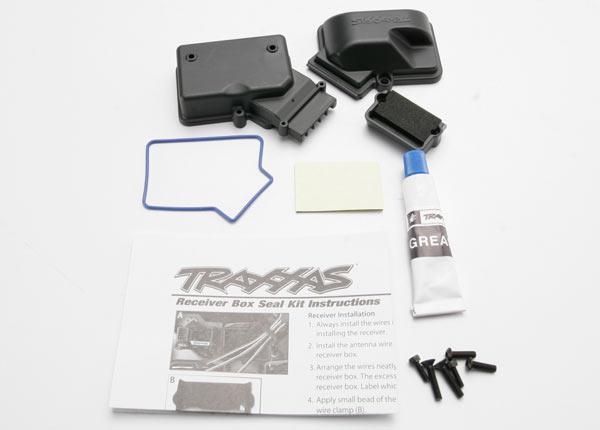 Traxxas - TRX3924 - Box, receiver (sealed)/ foam pad/ silicone grease/2.5x8mm BCS (2)/ 3x10mm CCS (2)/ 3x15mm CCS (2)
