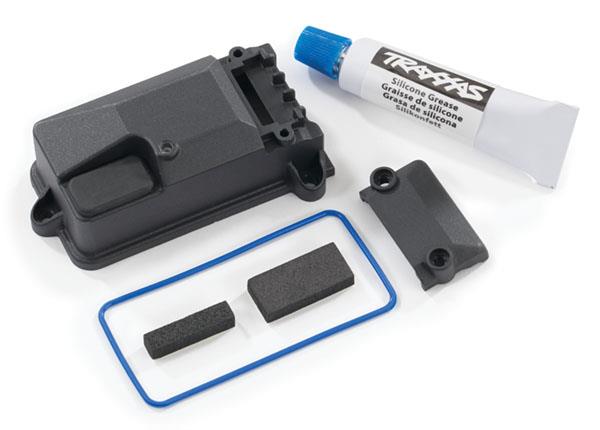 Traxxas - TRX8224X - Receiver box cover (for use only with #8224 receiver box & #2260 BEC)/ foam pads/ seals/ silicone grease
