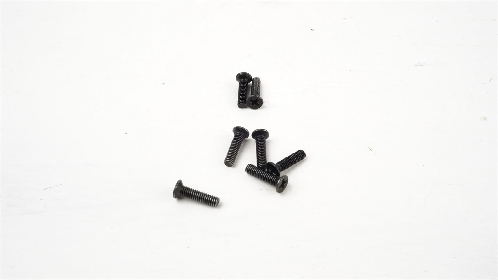 WL Toys - 12429-0115 - 2.5x10mm Skruer, undersænket - 8 stk