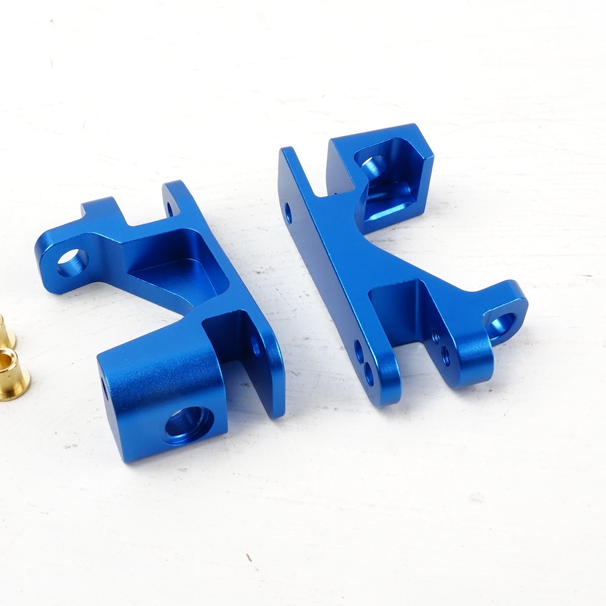 KeysRC - KRSlash007B - Caster Blokke i Blå Aluminum til Traxxas Slash 4x4 og Rustler 4x4