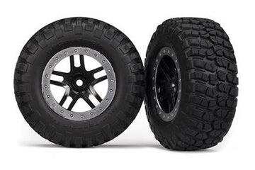 Traxxas - TRX5883 - Tire & wheel assy, glued (SCT Split-Spoke, black, satin chrome beadlock wheels, BFGoodrich® Mud-Terrain™ T/A® KM2 tire, inserts)