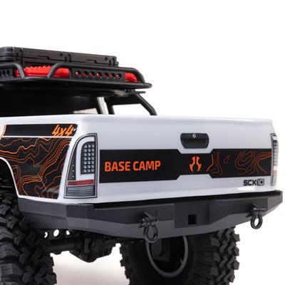 Axial - AXI-1375 - 1/10 SCX10 III Base Camp 4X4 Rock Crawler Brushed RTR,