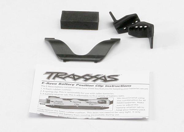 Traxxas - TRX5629 - Retainer clip, battery (1)/ front clip (1) /rear clip (1)/ foam spacer (1) (for one battery compartment)